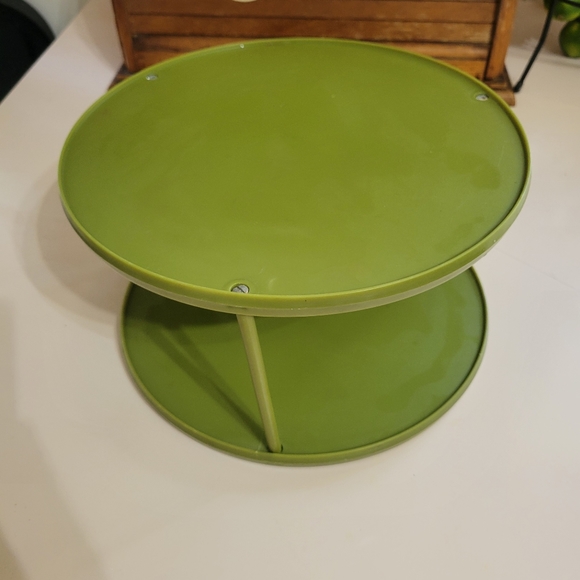 Vintage Green Rubbermaid 2 tier lazy susan - Picture 3 of 7